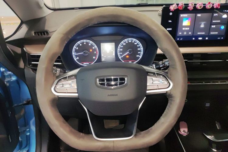 Used Geely Auto Vision X3 2021 PRO 1.5L CVT Deluxe Model
