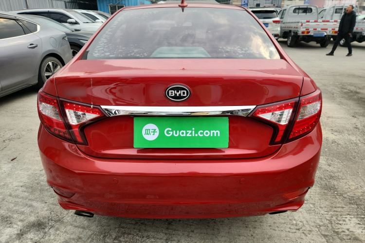 Used BYD G5 2014 1.5TI Manual Flagship Edition
