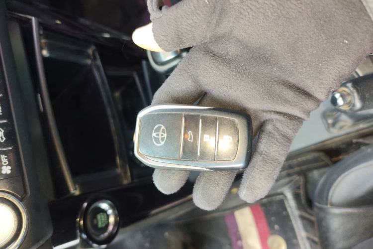 Used Toyota Prado 2016 2.7L Automatic Standard Edition