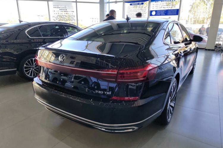 Used Volkswagen Passat 2022 330TSI Starry Luxury Edition
