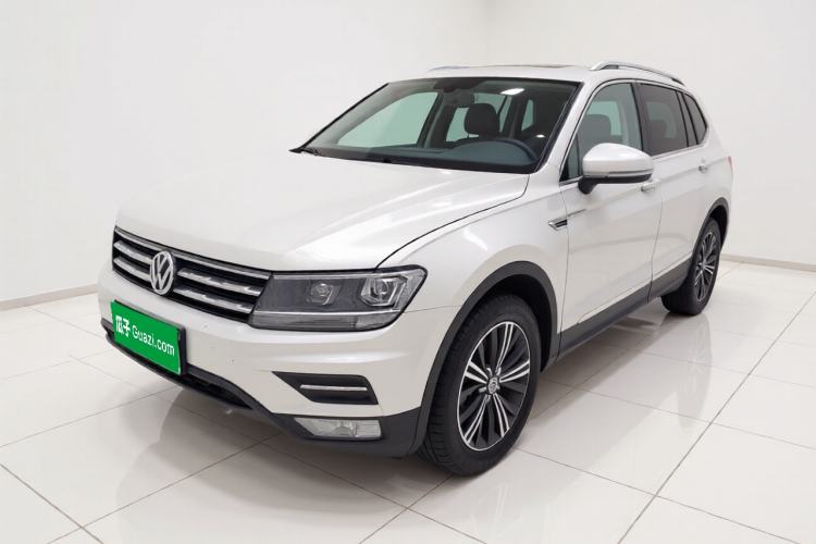 Used Volkswagen Tiguan L 2019 Updated Version 330TSI Automatic Two-Wheel Drive Panoramic Comfort Edition China VI Standard