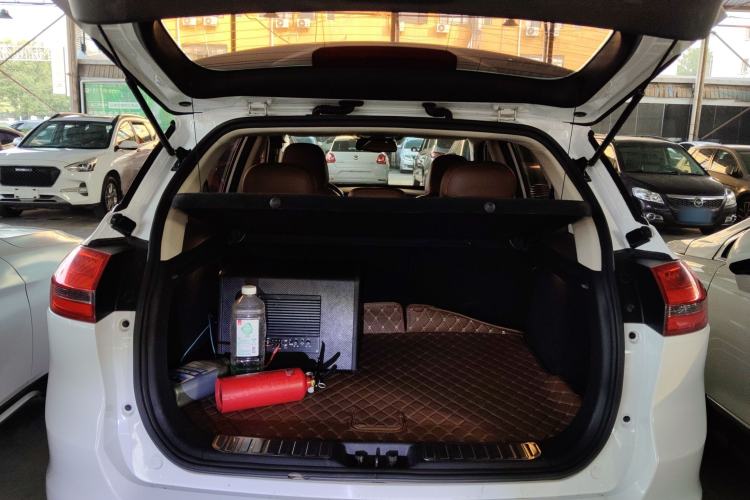 Used Geely Auto Emgrand X7 Sport 2016 1.8TD Automatic ZhiZun Version
