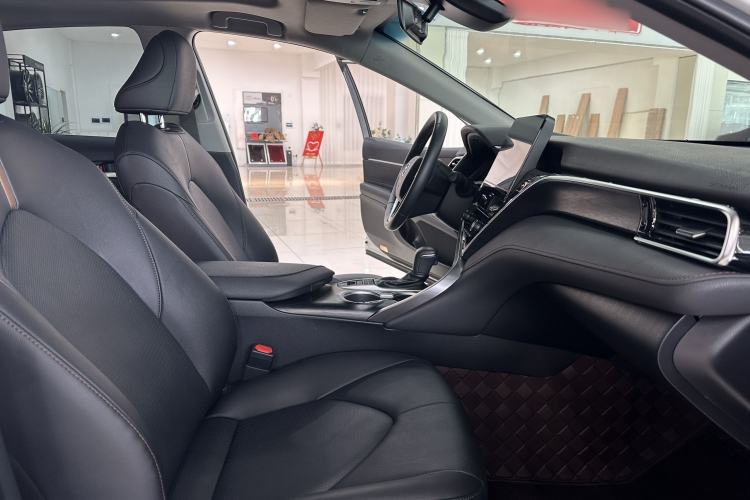 Used Toyota Camry 2023 2.5G Luxury Edition
