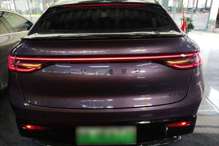 Used Hima Luxeed R7 2025 Extended-Range 251km Pro
