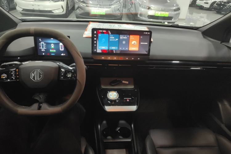 Used MG 4 EV 2023 415 km Range Sea-Faring Champion Edition
