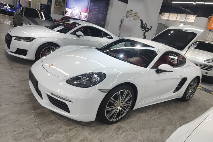 Used Porsche 718 2016 Cayman 2.0T
