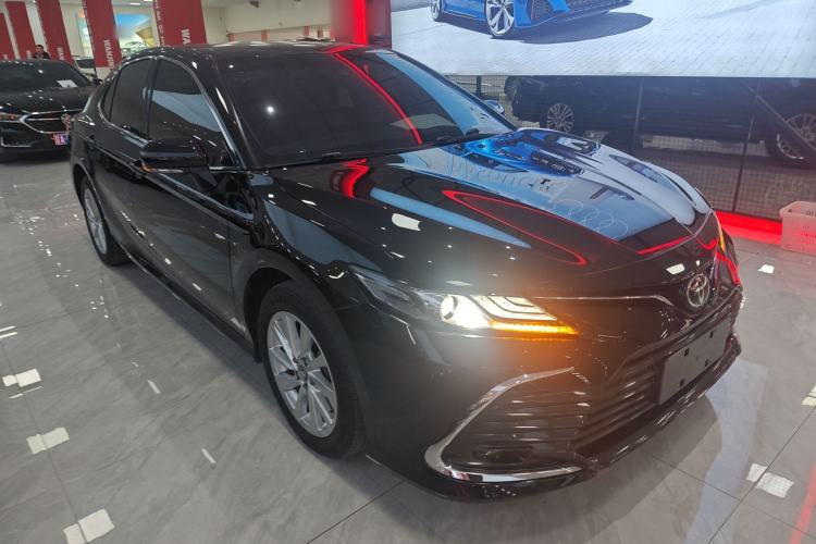 Used Toyota Camry 2021 2.0G Luxury Edition
