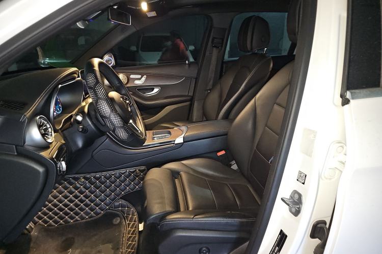 Used Mercedes-Benz GLC 2022 Second Facelift GLC 260 L 4MATIC Luxury Edition