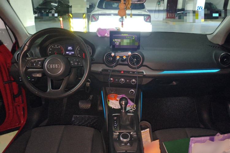 Used Audi Q2L 2018 35 TFSI Launch Exclusive Edition China V