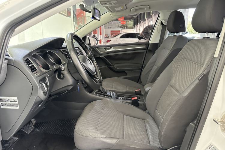 Used Volkswagen Golf 2015 1.4TSI Automatic Comfort Model