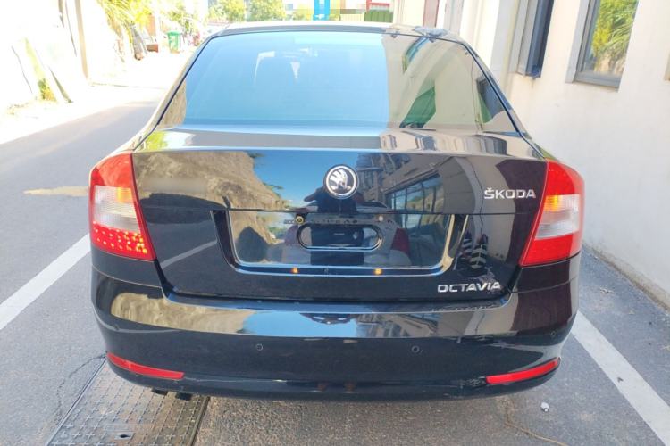 Used Skoda Octavia 2014 2.0L Automatic Yijie Edition
