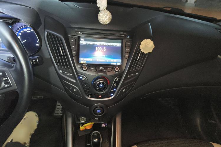 Used Hyundai Veloster 2015 1.6T Automatic Luxury Edition
