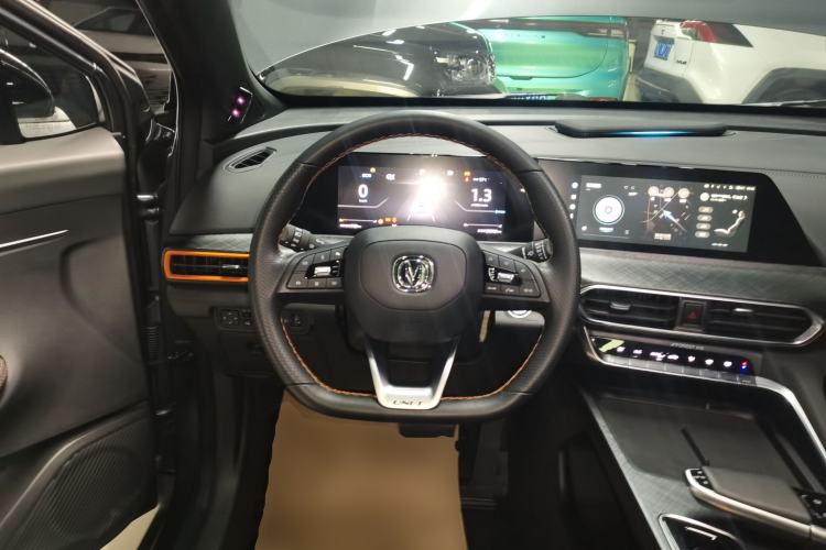 Used Changan UNI-T 2022 1.5T Prestige Version
