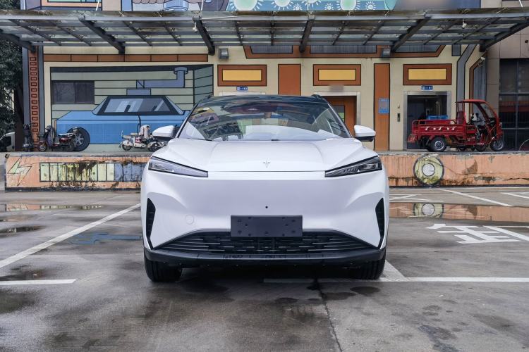 Used  06 2025 Model 520km