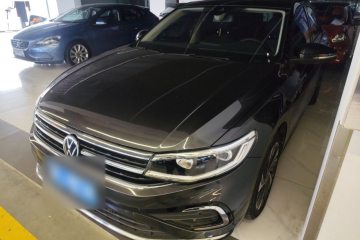 Used Volkswagen Bora 2023 300TSI DSG Prestige Edition