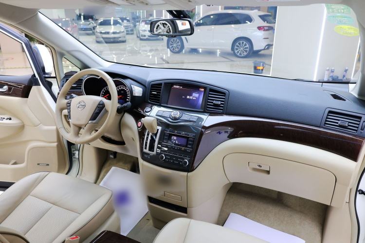 Used Nissan Quest 2015 3.5L SL
