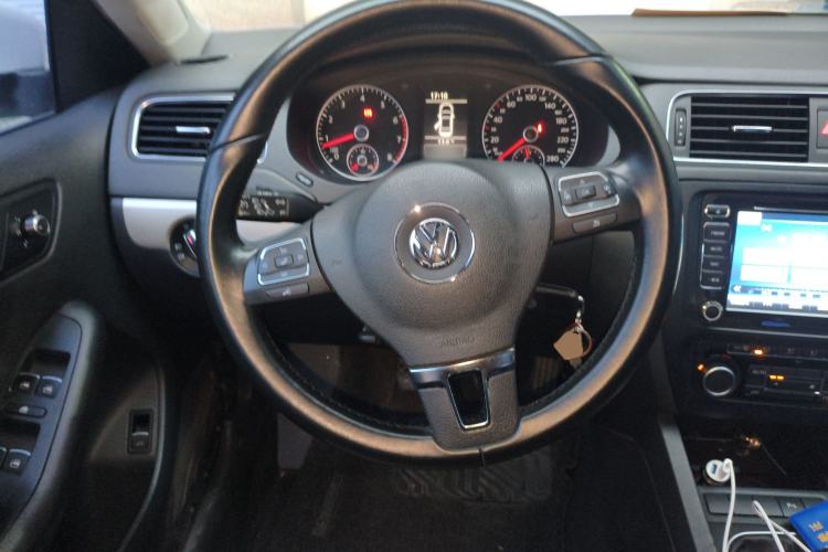 Used Volkswagen Sagitar 2014 1.4TSI Manual Luxury Model