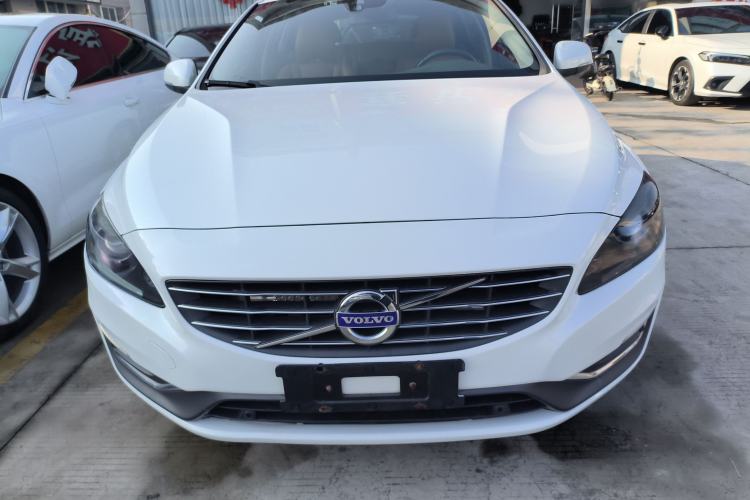 Used Volvo V60 2014 Restyled T5 Zhiya Edition