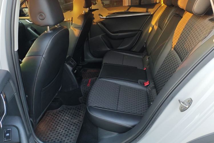 Used Skoda Octavia 2019 TSI280 DSG Luxury Edition Station Wagon China VI Standard
