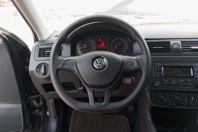 Used Volkswagen Santana 2016 1.6L Manual Fashion Edition