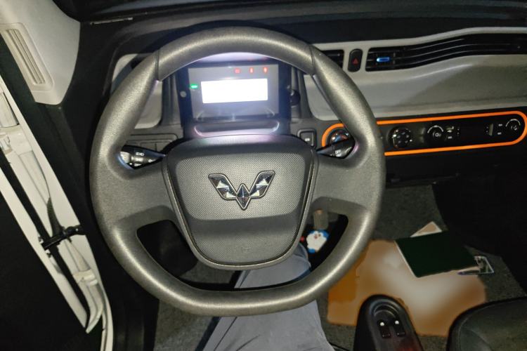 Used Wuling Hongguang MINIEV 2022 Easy Version Lithium Iron Phosphate
