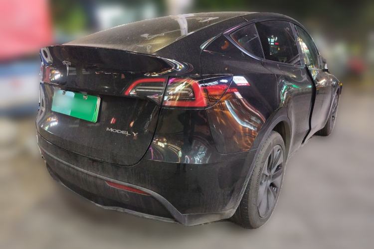 Used Tesla Model Y 2024 Long-Range All-Wheel-Drive Version