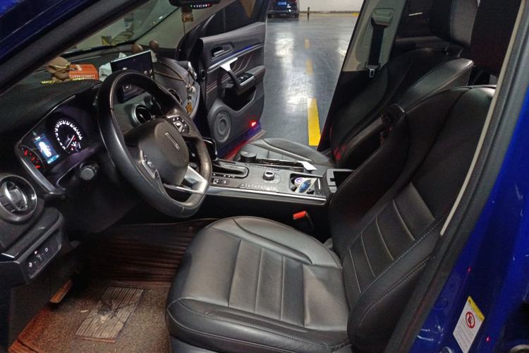 Used Wey VV5 2017 2.0T Ultra-Luxury Version
