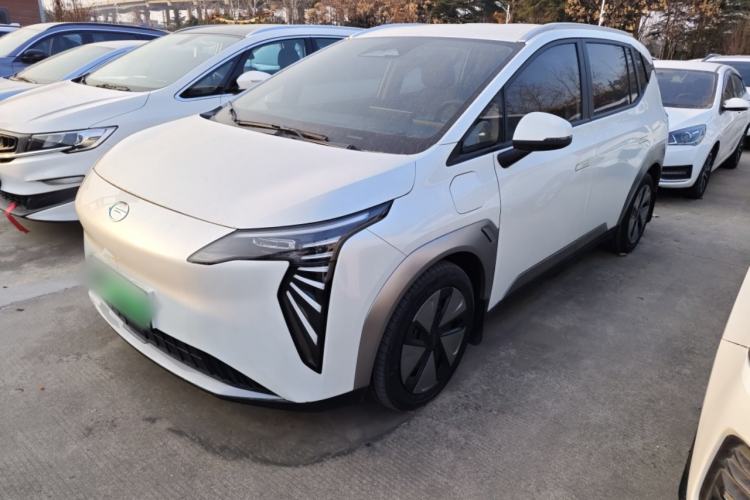 Used AION Y 2023 Younger