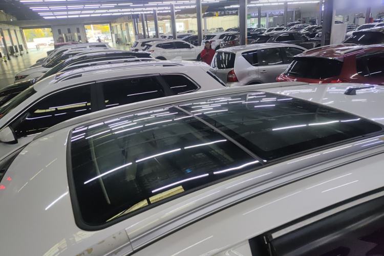 Used Soueast DX7 2015 1.5T Automatic Luxury Model
