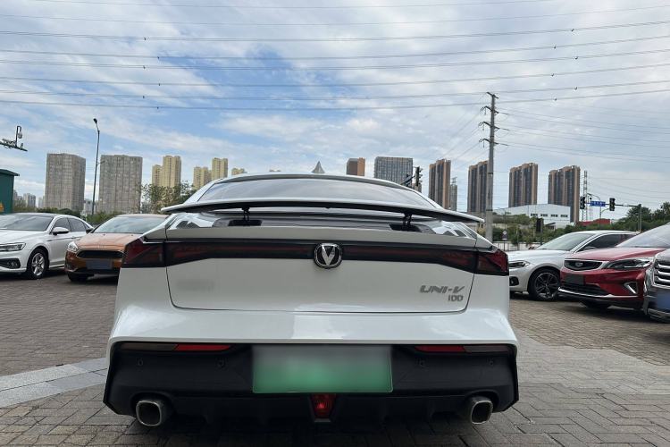Used Changan UNI-V iDD 2023 ZhiDian iDD 1.5T 113km Smart & Fun Version
