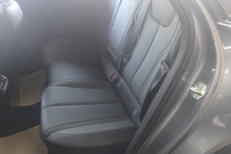 Used BYD Qin L 2025 DM-i Smart Drive 120KM Superior Model