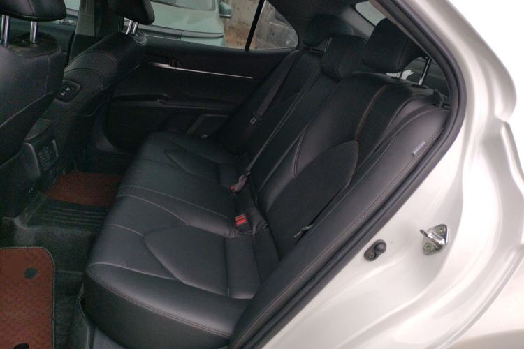 Used Toyota Camry 2019 Revised Version 2.0G Luxury Edition
