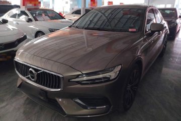 Used Volvo S60 2022 B4 Zhiyuan Luxury Edition