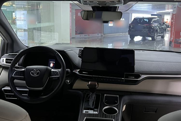 Used Toyota Sienna 2024 2.5L Hybrid Four-Wheel Drive Prestige Edition
