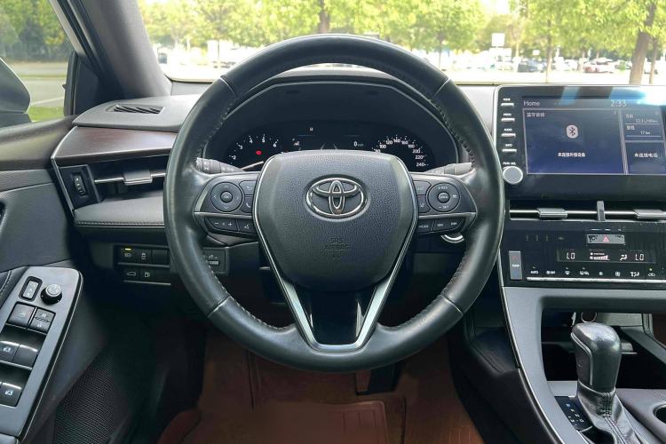 Used Toyota Avalon 2019 2.0L Luxury Edition China VI Standard
