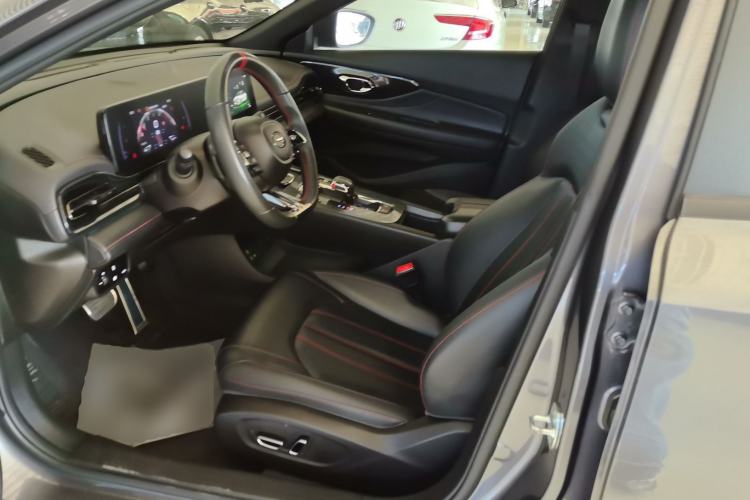 Used GAC Trumpchi EMPOW 2023 270T DCT J15 Version
