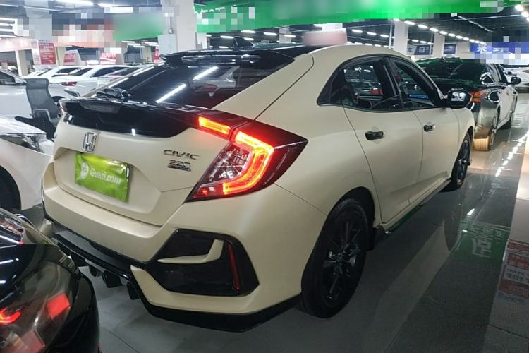 Used Honda Civic 2021 HATCHBACK 220TURBO CVT New Trendsetter
