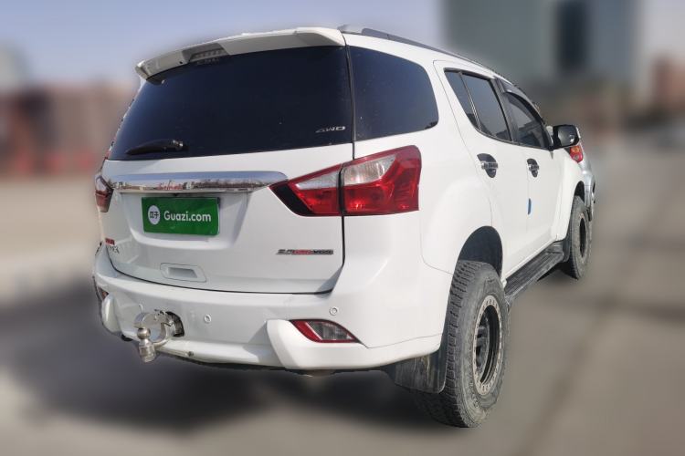 Used Isuzu mu-X 2017 3.0T Four-Wheel Drive Automatic Luxury Edition 5 Seats China IV Standard