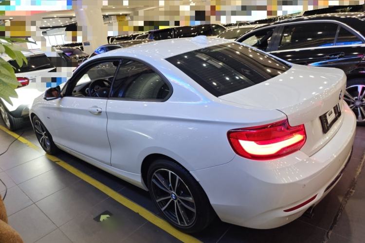 Used BMW 2 Series 2018 220i Sport Design Package
