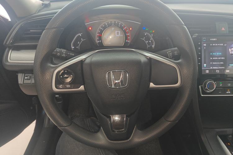 Used Honda Civic 2016 180TURBO CVT Comfort Version
