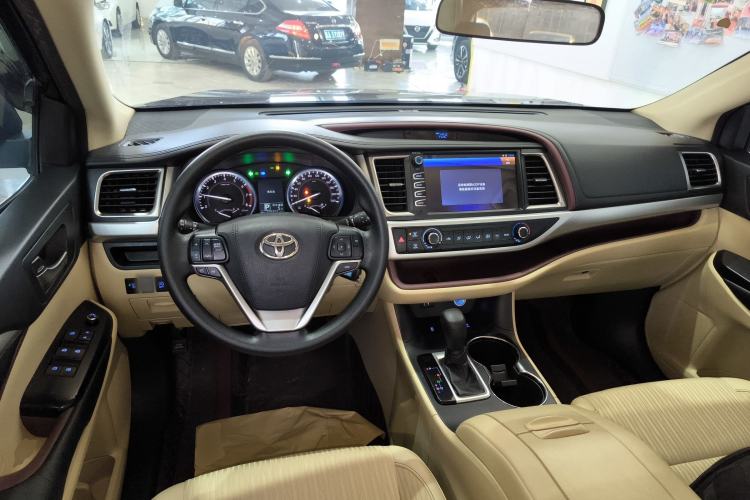 Used Toyota Highlander 2015 2.0T Four-Wheel Drive Elite Edition 7-Seater