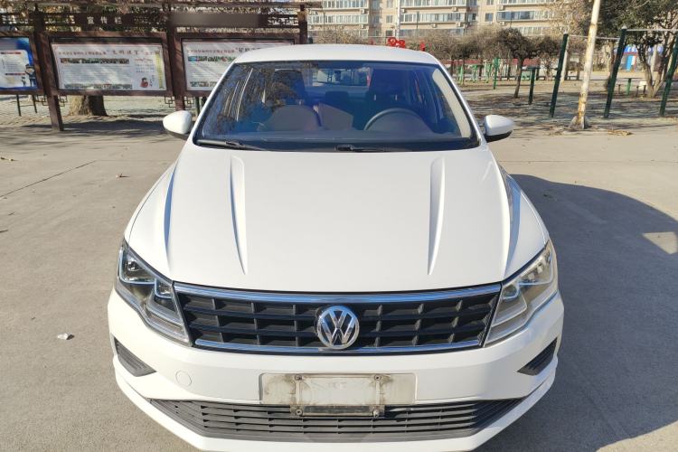 Used Volkswagen Jetta 2019 Dream Edition 1.4L Manual Fashion Version
