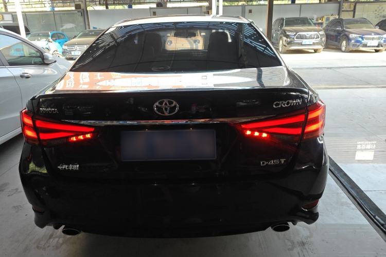 Used Toyota Crown 2018 2.0T Fashion Edition
