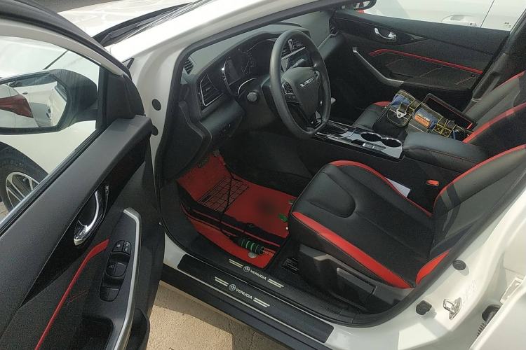 Used Venucia D60 2019 1.6L XL CVT Smart Connect Elite Edition
