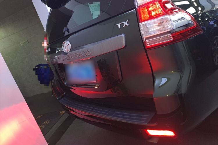 Used Toyota Prado 2016 2.7L Automatic Standard Edition
