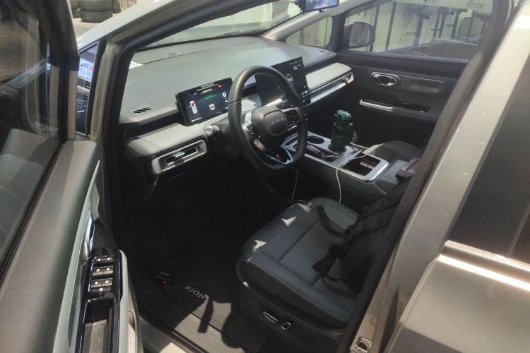 Used AION Y 2023 Plus 510 Smart Edition
