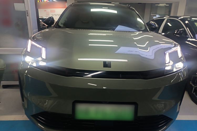 Used Lynk & Co 08 EM-P 2023 220km All-Wheel-Drive Performance Halo
