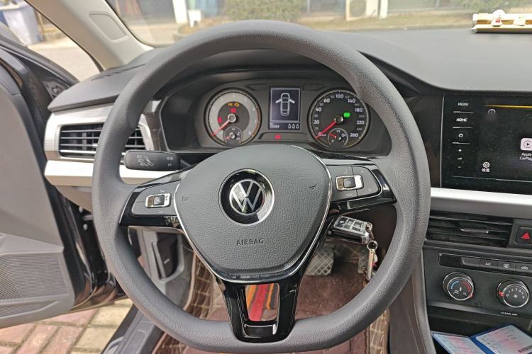 Used Volkswagen Lavida 2019 1.5L Automatic Comfort Edition China VI Standard