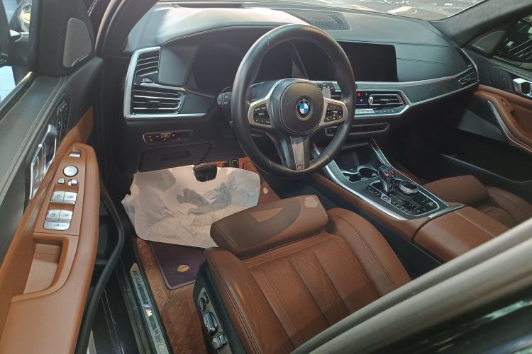 Used BMW X7 2021 xDrive40i Luxury M Sport Package