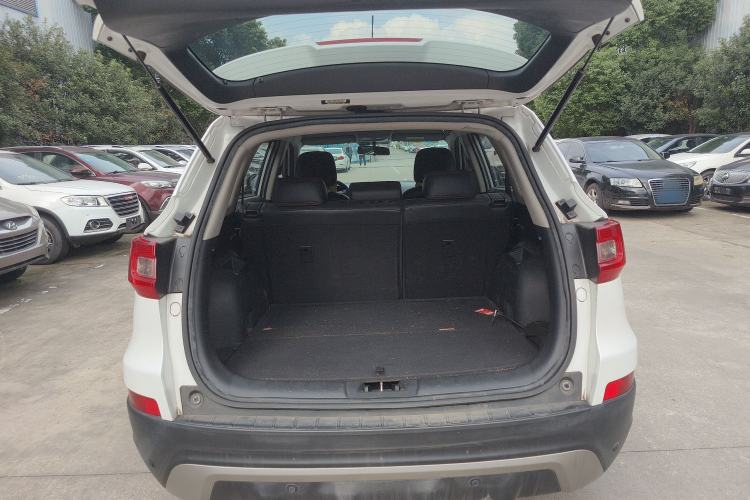 Used Changan CS75 2014 1.8T Automatic Prestige Model China IV Standard
